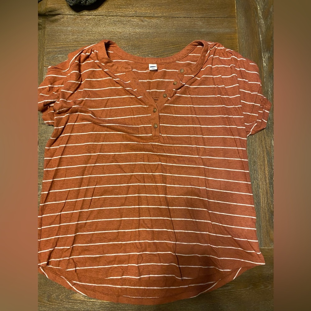 Old Navy Tee